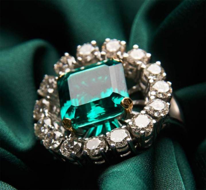 Narrateur d’histoires romanesques